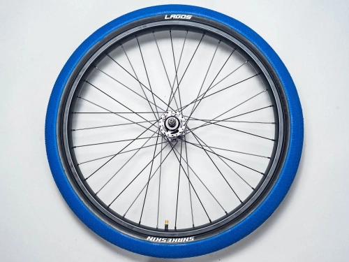 Opona 27.5 Snakeskin street tyre reifen MTB urban wheelie Blue Blackwall (3).jpg