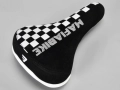 mafiabikes-checkerboard-siodełko-seat-sattle-rowerowe-fahrrad-wheelie-black (4).jpg