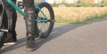 triple-eight-exoskin-bmx-shin-whip-guard-ochraniacze-piszczeli-scheibenschoner (3).jpg