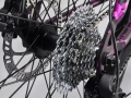 mafiabikes bomma 27.5 wheelie bike rower rad fahrrad purple splatter (6).webp