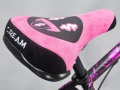 mafiabikes bomma 27.5 wheelie bike rower rad fahrrad purple splatter (8).webp