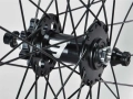 mafiabikes blad 27.5 komplet kół rowerowych Laufradsatz wheelie wheel set geared purple splatter (5).webp