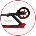 madd gear carve kruzer 200 hulajnoga miejska składana city scooter roller kolobezka black red (8).webp