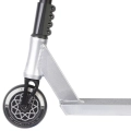 invert-supreme-curbside-street-hulajnoga-wyczynowa-stunt-scooter-freestyle-kolobezka-medium-titanium (4).webp