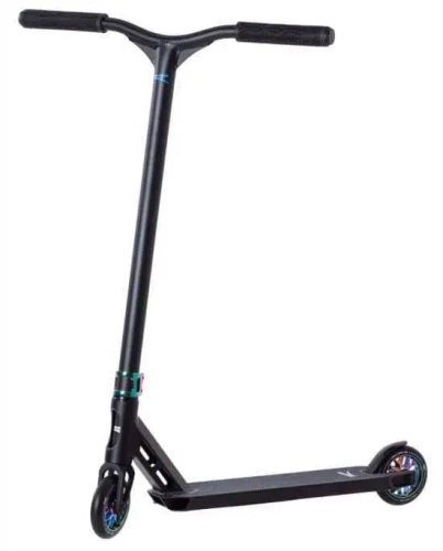 flyby-pro-park-hulajnoga-wyczynowa-stunt-scooter-freestyle-kolobezka-neochrome (1).webp