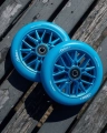 delux_blue_1.webp
