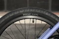 sunday-street-sweeper-bmx-20-rower-rad-fahrrad-kolo-bike-rhd-lhd-jake-seeley-blue-lavender (9).webp