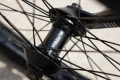 sunday-soundwave-bmx-20-rower-rad-fahrrad-kolo-bike-cassette-classic-white (9).webp