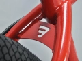 mafiabikes-bomma-29-wheelie-rower-rad-fahrrad-kolo-bike-pomegranate (8).webp