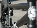 sunday-scout-bmx-20-rower-rad-fahrrad-kolo-bike-matte-black-1 (4).webp
