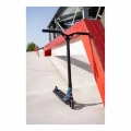invert-ivs-journey-4-jamie-hull-hulajnoga-wyczynowa-stunt-scooter-freestyle-kolobezka-neo-black-1 (5).webp