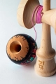 KENDAMA_SWEETS-JOSH_KIM_PRO_ANT-SKID_01_RMDBIKE-4.jpg