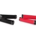 dartmoor-race-lock-on-mtb-dirt-grips-gripy-griffe-w-all.webp