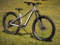 dartmoor-hornet-pro-27-mtb-rower-fahrrad-rad-kolo-bike-metallic-silver (13).webp