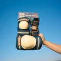 triple-eight-saver-ochraniacze-kolan-lokci-knieschoner-ellenbogenschoner-set-protektoren-skate-knee-pads (4).webp