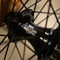 sunday-forecaster-park-20-bmx-rower-fahrrad-rad-kolo-sunset-orange-maca-perez (15).webp