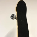 enuff-skully-hologram-deskorolka-skateboard-black-out.webp