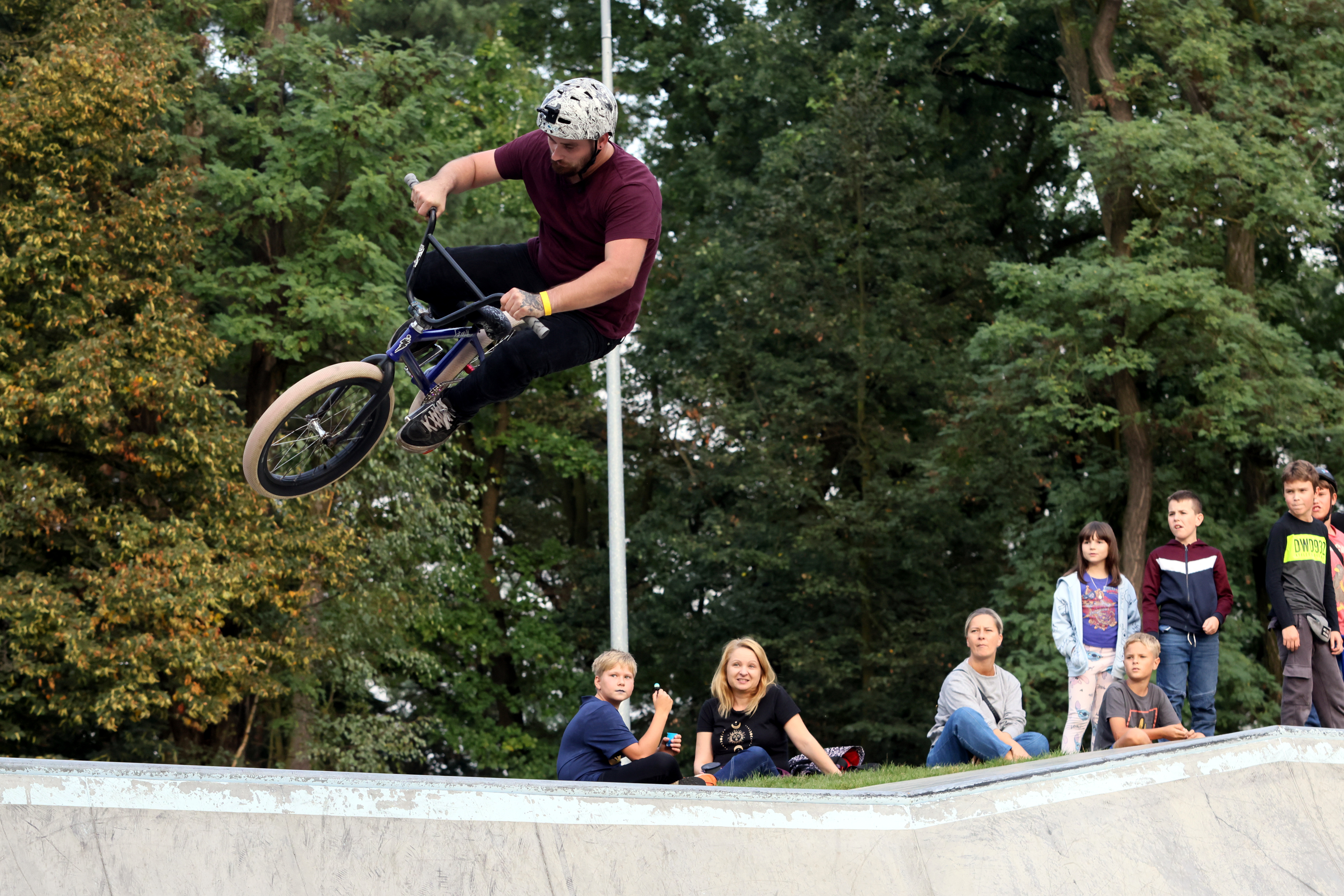  CHERRY-HILL-BMX-CONTEST-before-party-Drop-to-the-city-impreza-sponsorowana-rmdbike 