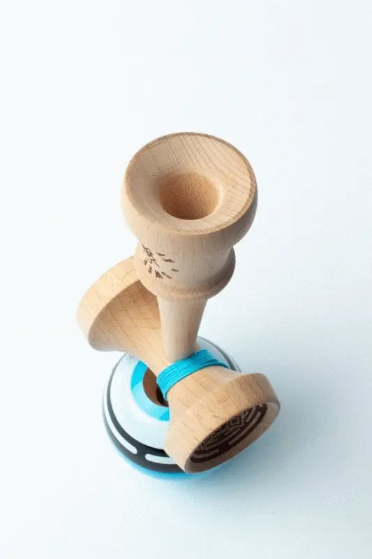 Joc de Indemanare Kendama Sweets Prime Solid Blue Joc de Indemanare Kendama Sweets Prime Solid Blue