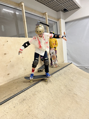 Strasznie, starszy event na Halloween w Skate Point Gliwice