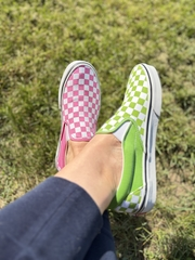 A ty jak nosisz swoje Vansy? Trend mieszania kolorów w streetwearze i skate.