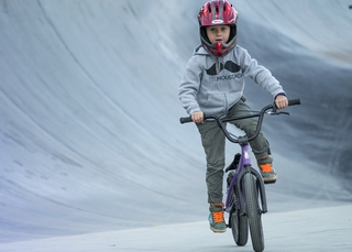 Jaki BMX na początek? Dobór do wzrostu i budżetu. Blog RMDBike